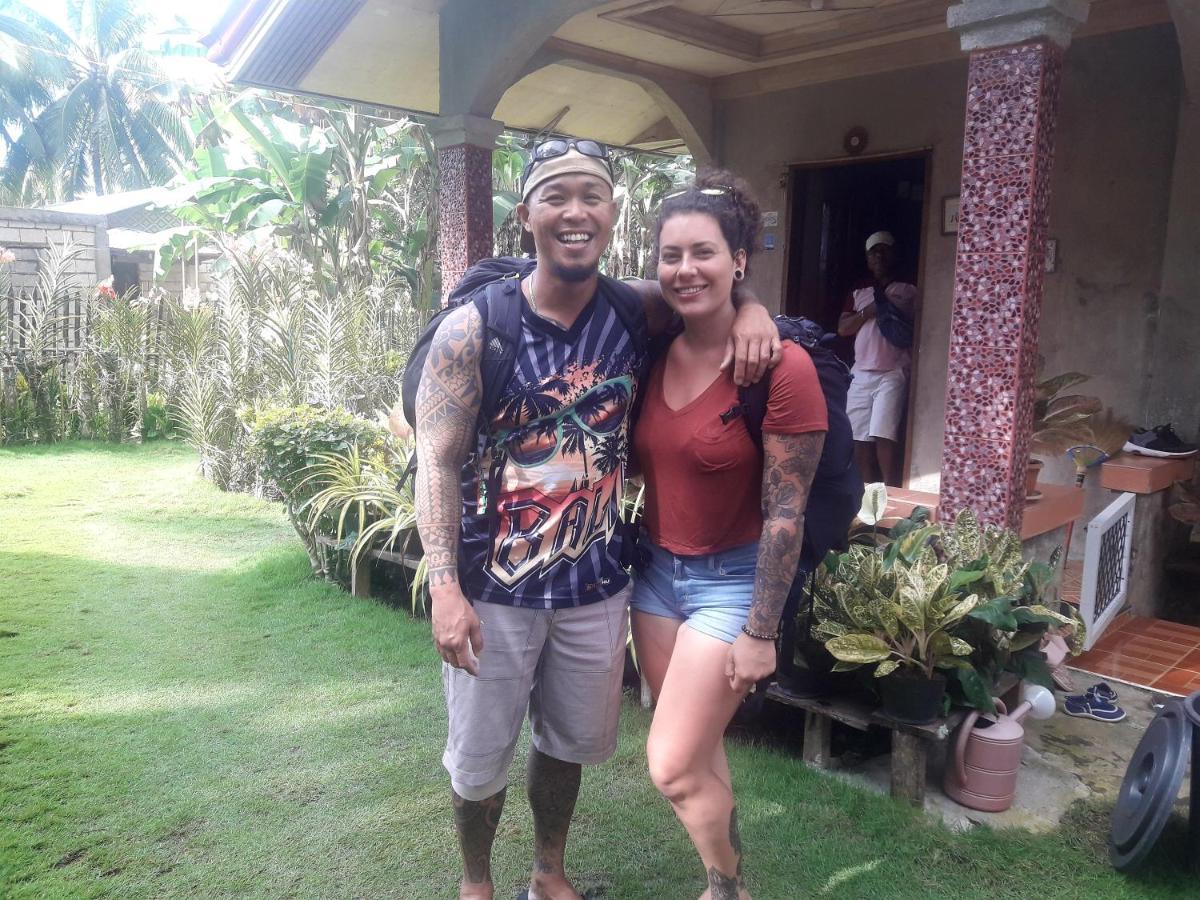 Lhoyjean Garden Hostel Batuan Luaran gambar