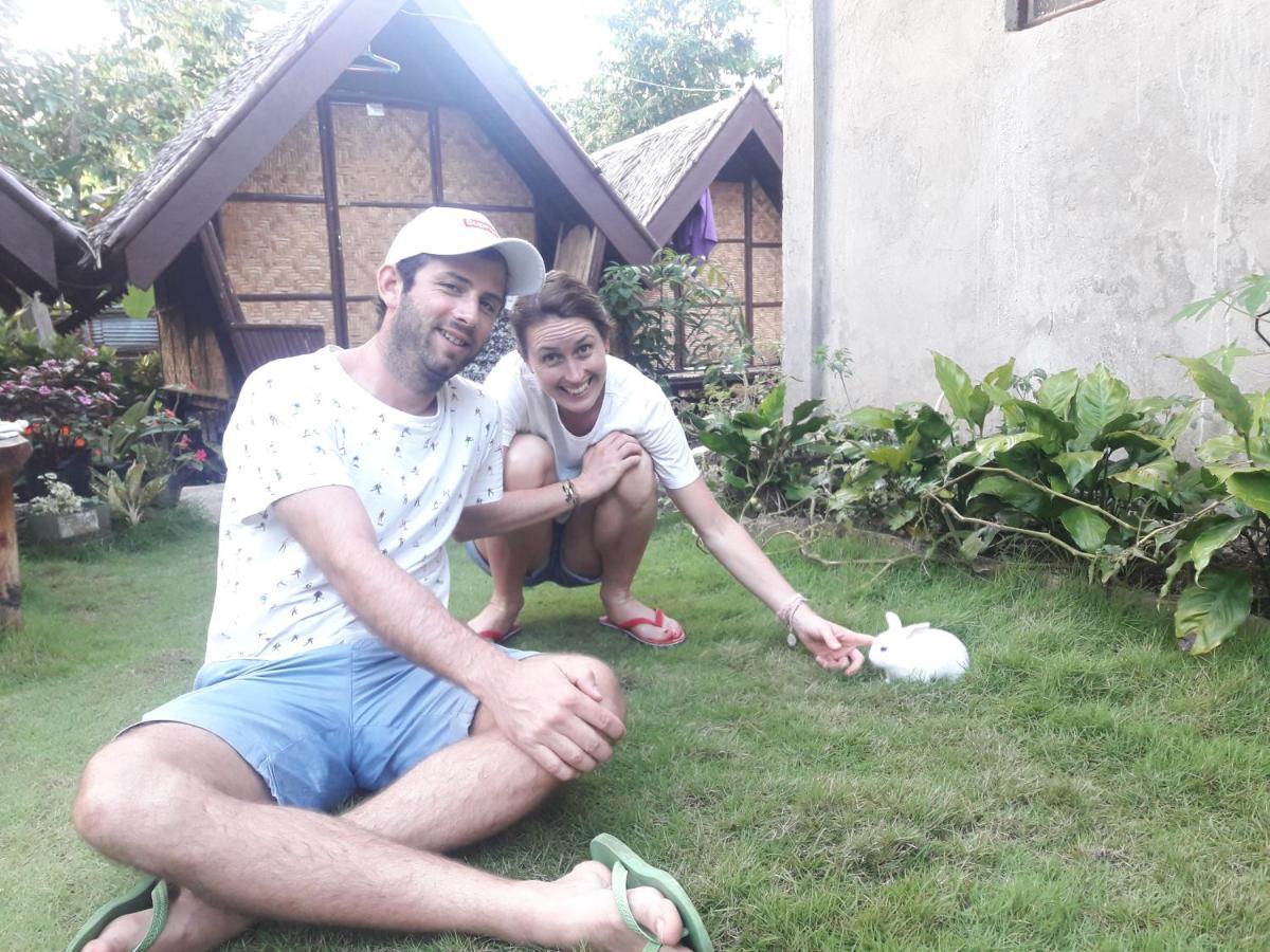 Lhoyjean Garden Hostel Batuan Luaran gambar