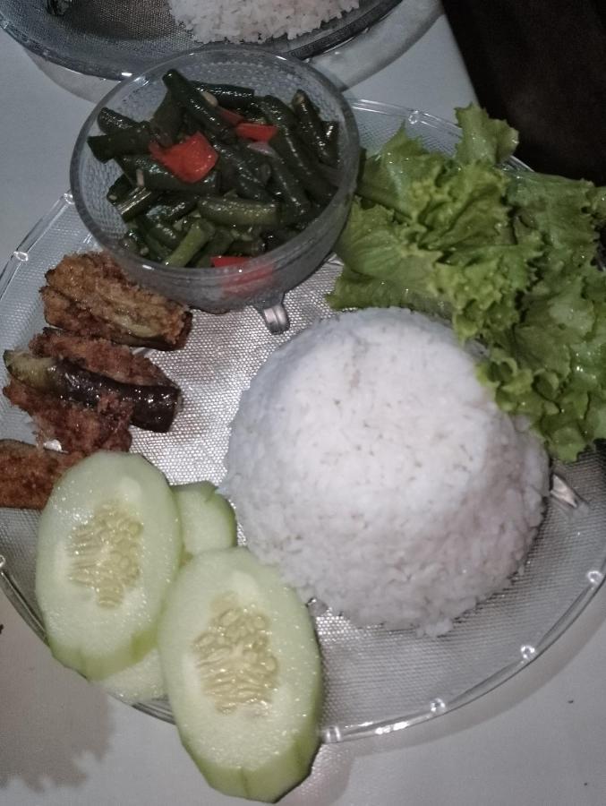 Lhoyjean Garden Hostel Batuan Luaran gambar