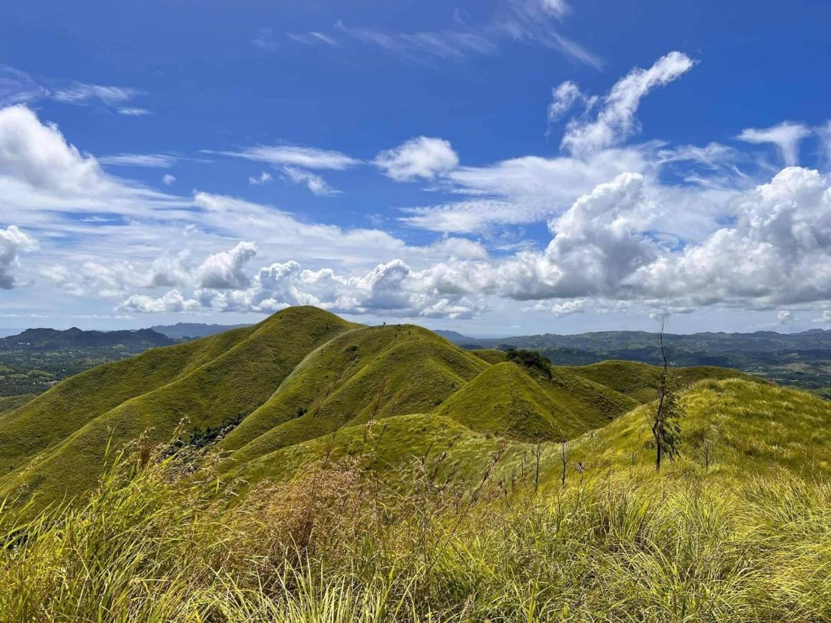 Lhoyjean Garden Hostel Batuan Luaran gambar