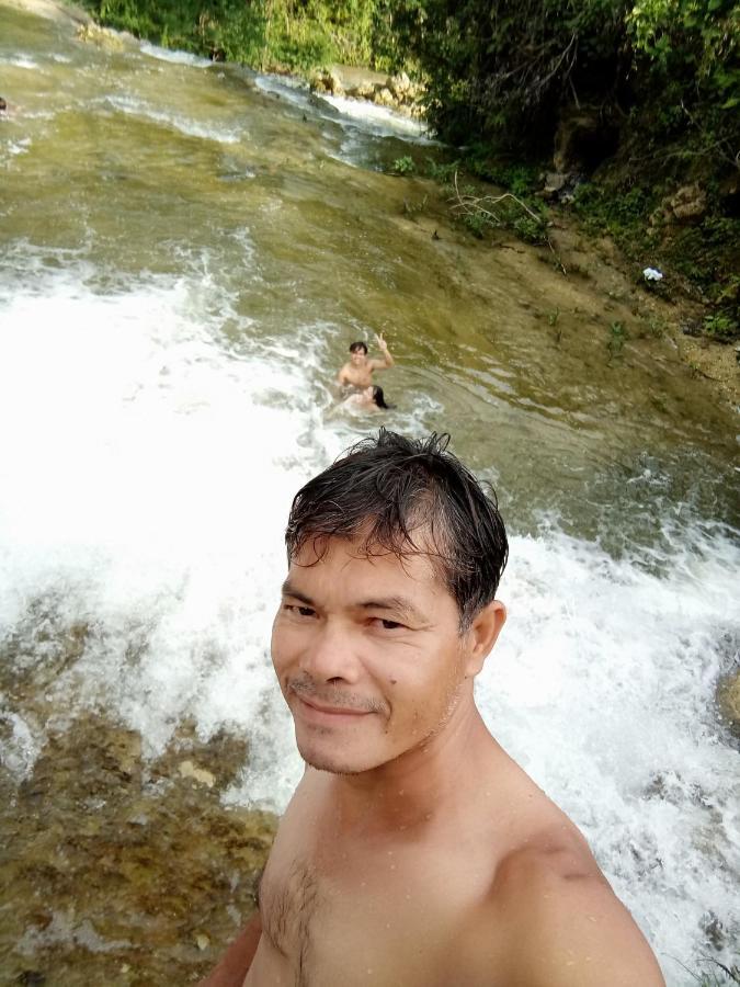 Lhoyjean Garden Hostel Batuan Luaran gambar