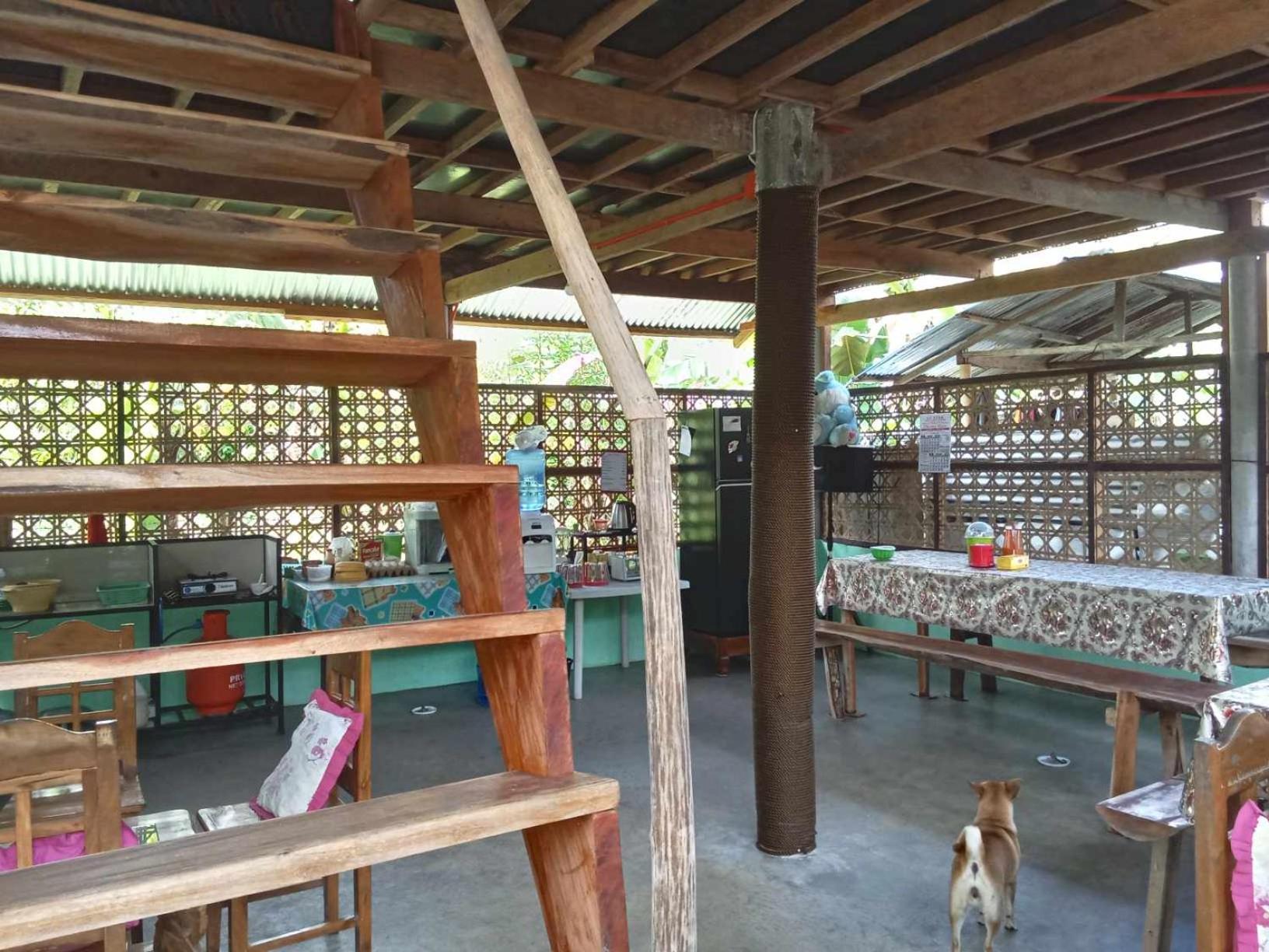 Lhoyjean Garden Hostel Batuan Luaran gambar